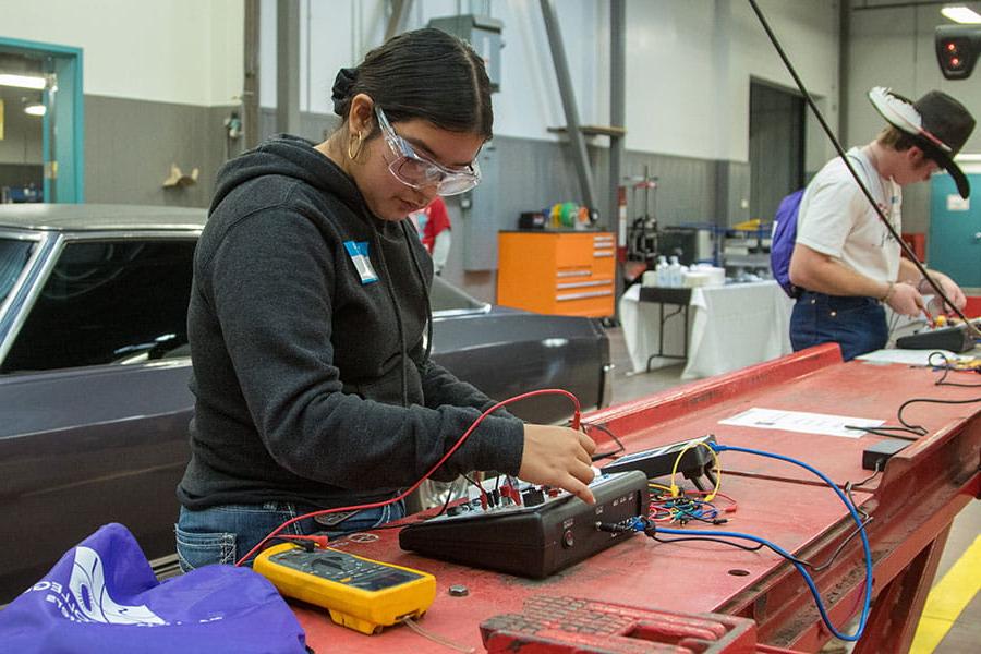 Student in the Automotive Technology for a degree